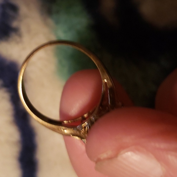 Ladies double jade colored ring - Picture 2 of 2